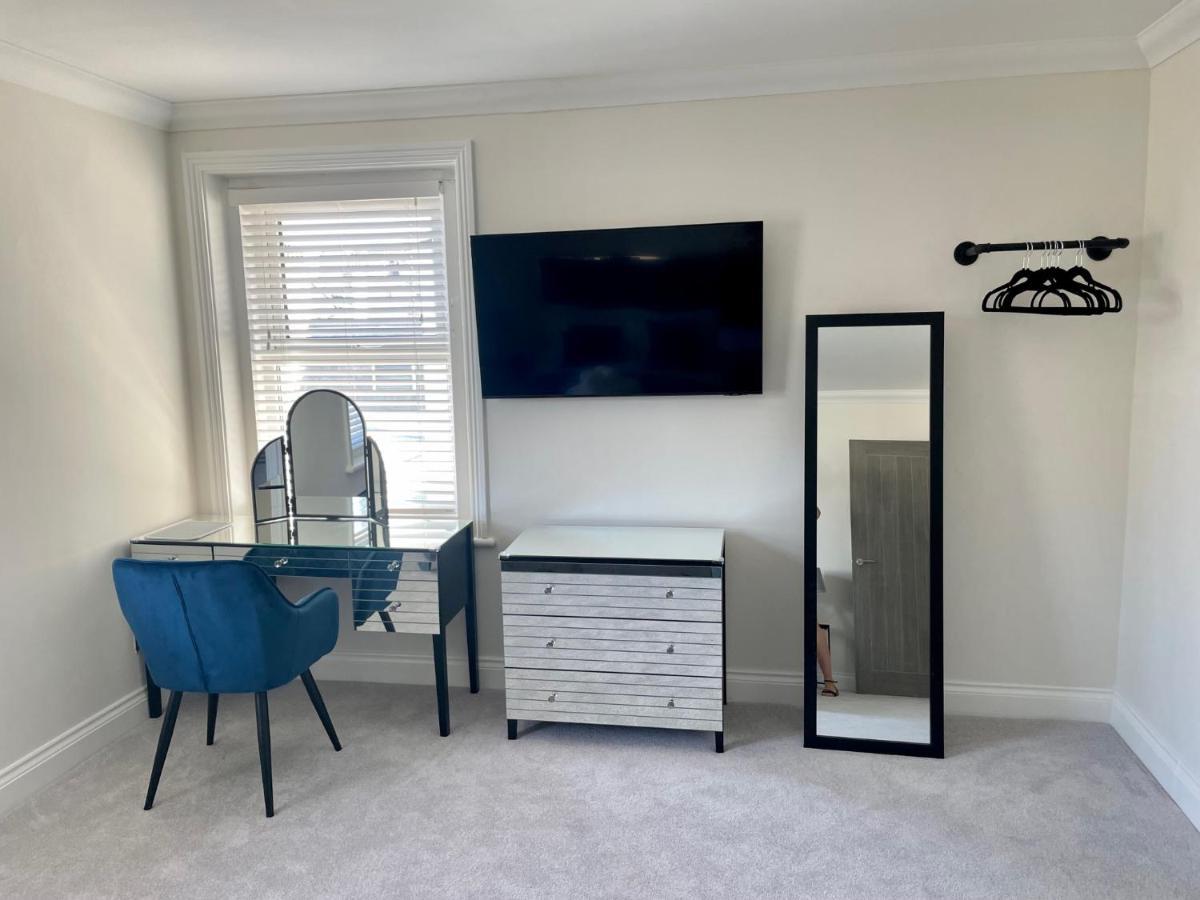 Apartamento Exquisite Apartment, Stone Throw From The Bournemouth