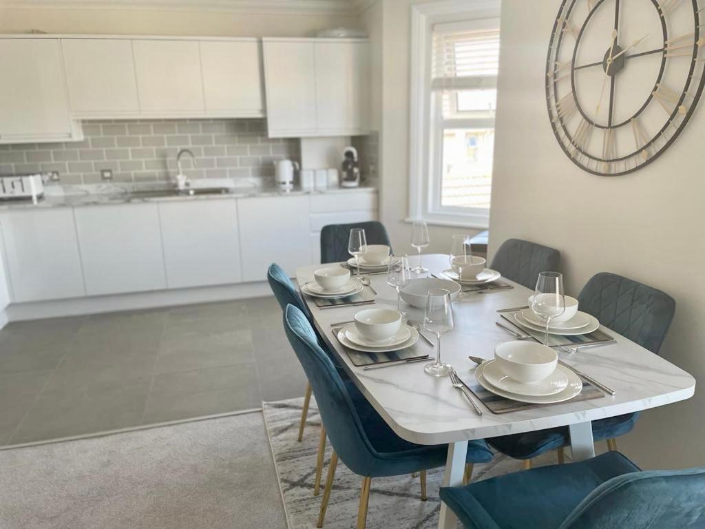 Exquisite Apartment, Stone Throw From The Apartamento